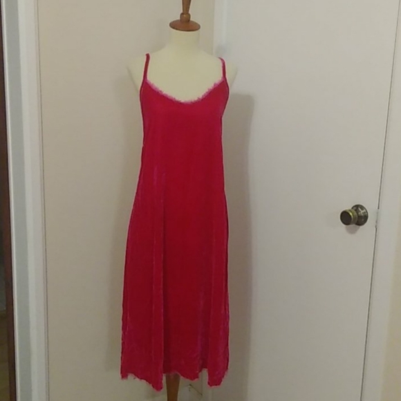 XS LOVE TANJANE Dress AA32 3482 - Picture 1 of 4